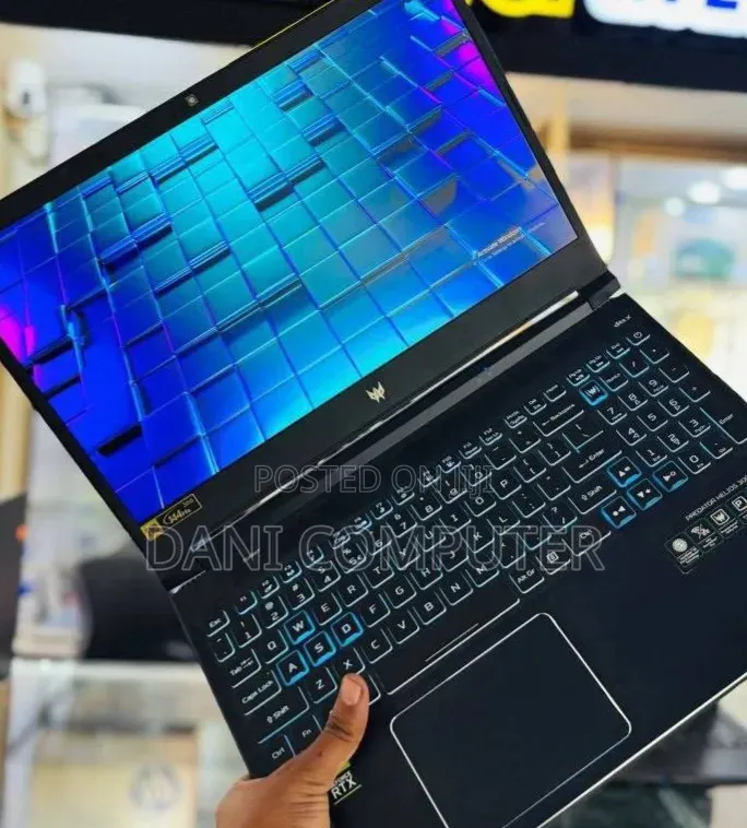 New Laptop Acer Predator Helios 300 16GB Intel Core i7 SSD 512GB