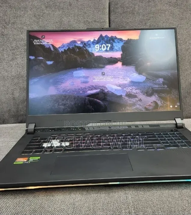 New Laptop Asus ROG Strix G17 16GB AMD Ryzen 9 SSD 1T