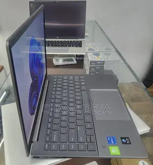 New Laptop HP Pavilion 14 16GB Intel Core i5 SSD 512GB