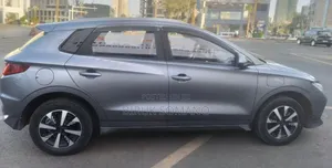 BYD E2 43 kWh 94 hp FWD 2024 Silver