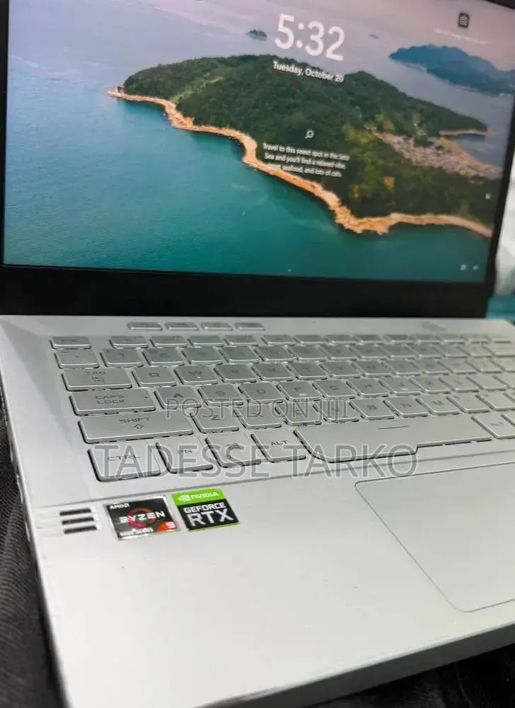 New Laptop Asus ROG Zephyrus G15 16GB AMD Ryzen 9 SSD 512GB