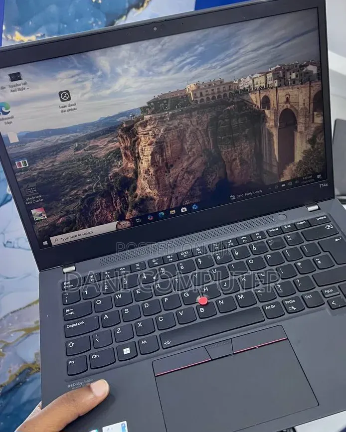 New Laptop Lenovo ThinkPad T14s G4 16GB Intel Core i5 SSD 512GB