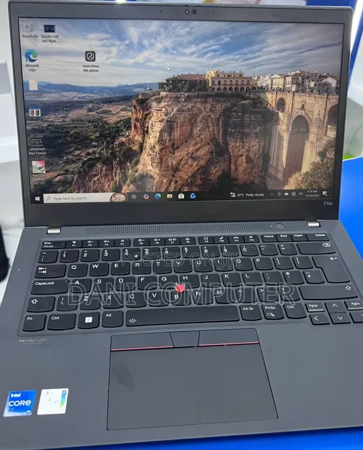 New Laptop Lenovo ThinkPad T14s G4 16GB Intel Core i5 SSD 512GB