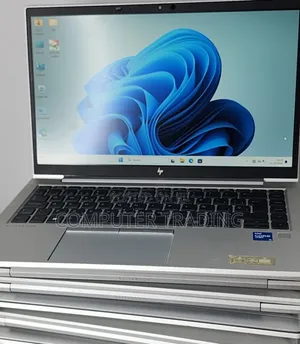 New Laptop HP EliteBook 840 G8 16GB Intel Core i5 SSD 512GB