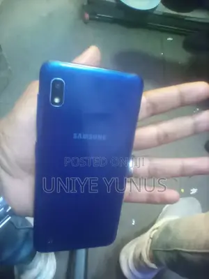 Samsung A10 32 GB Blue