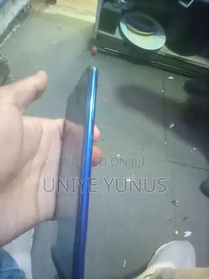Samsung A10 32 GB Blue