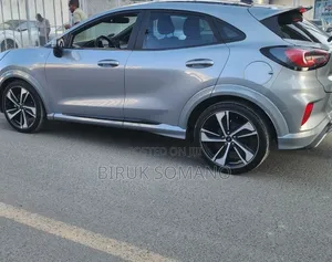 Ford Puma 2023 Silver