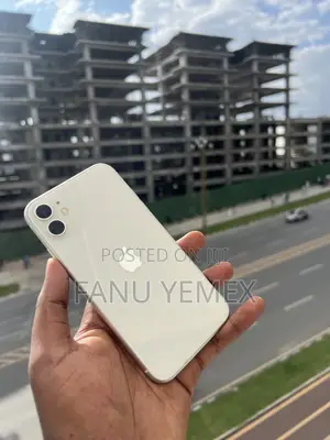 Apple iPhone 11 64 GB White
