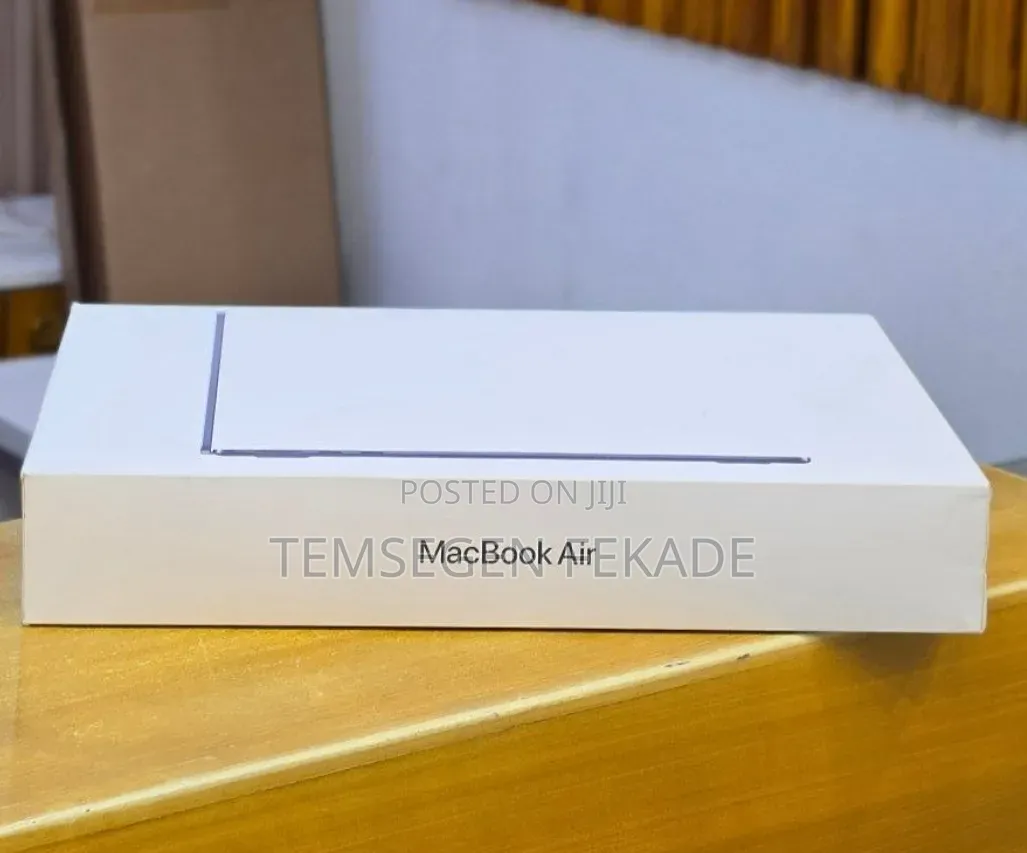 New Laptop Apple MacBook Air 2026 M5 16GB Apple M5 SSD 512GB