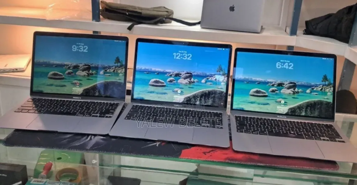 New Laptop Apple MacBook Air 2020 M1 8GB Apple M1 SSD 256GB