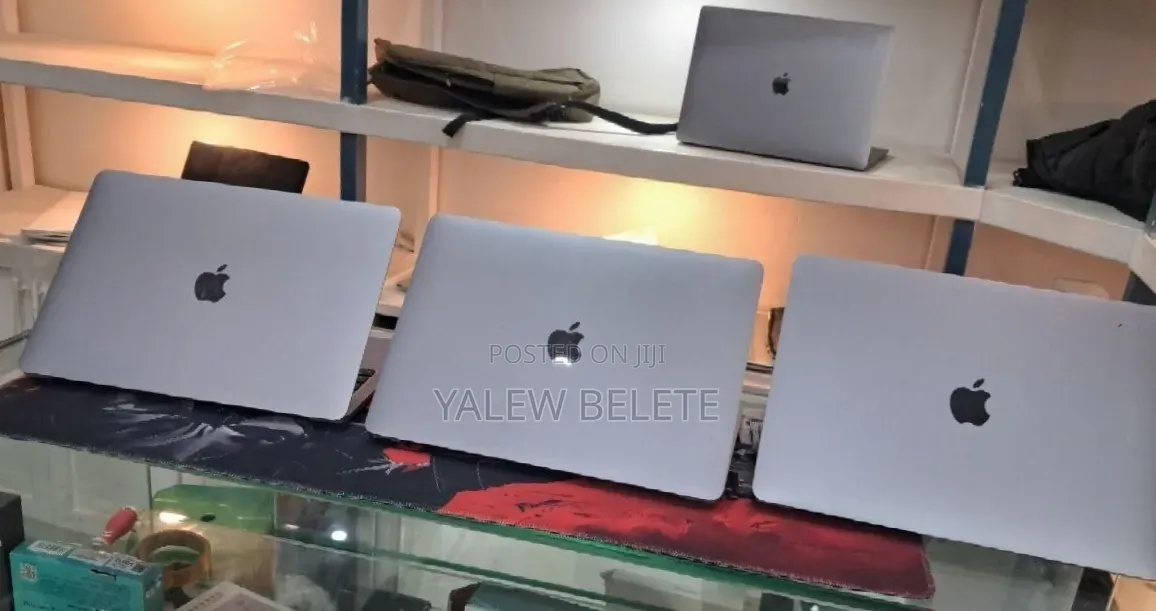 New Laptop Apple MacBook Air 2020 M1 8GB Apple M1 SSD 256GB