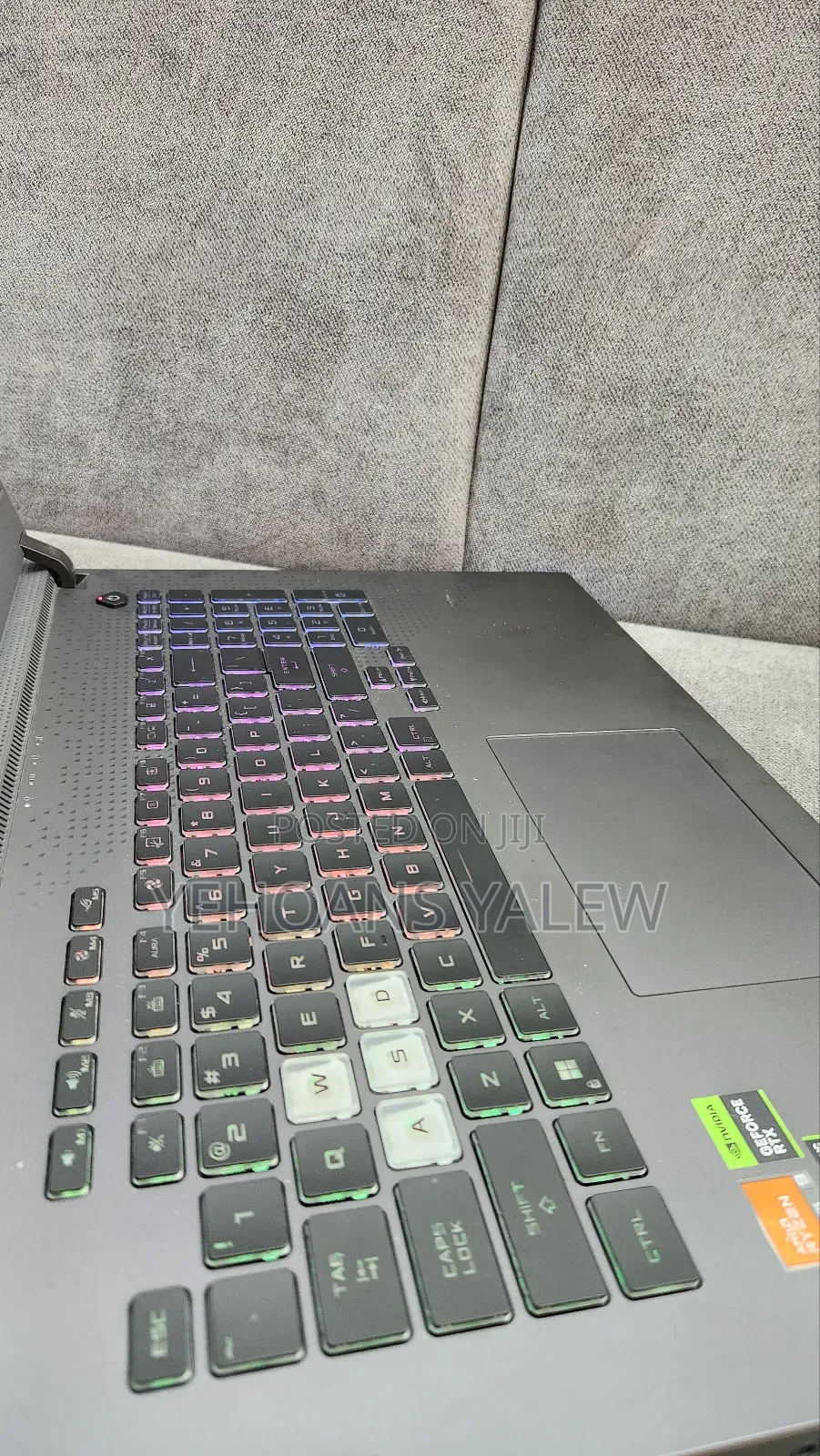 New Laptop Asus ROG Strix G17 16GB AMD Ryzen 9 SSD 1T