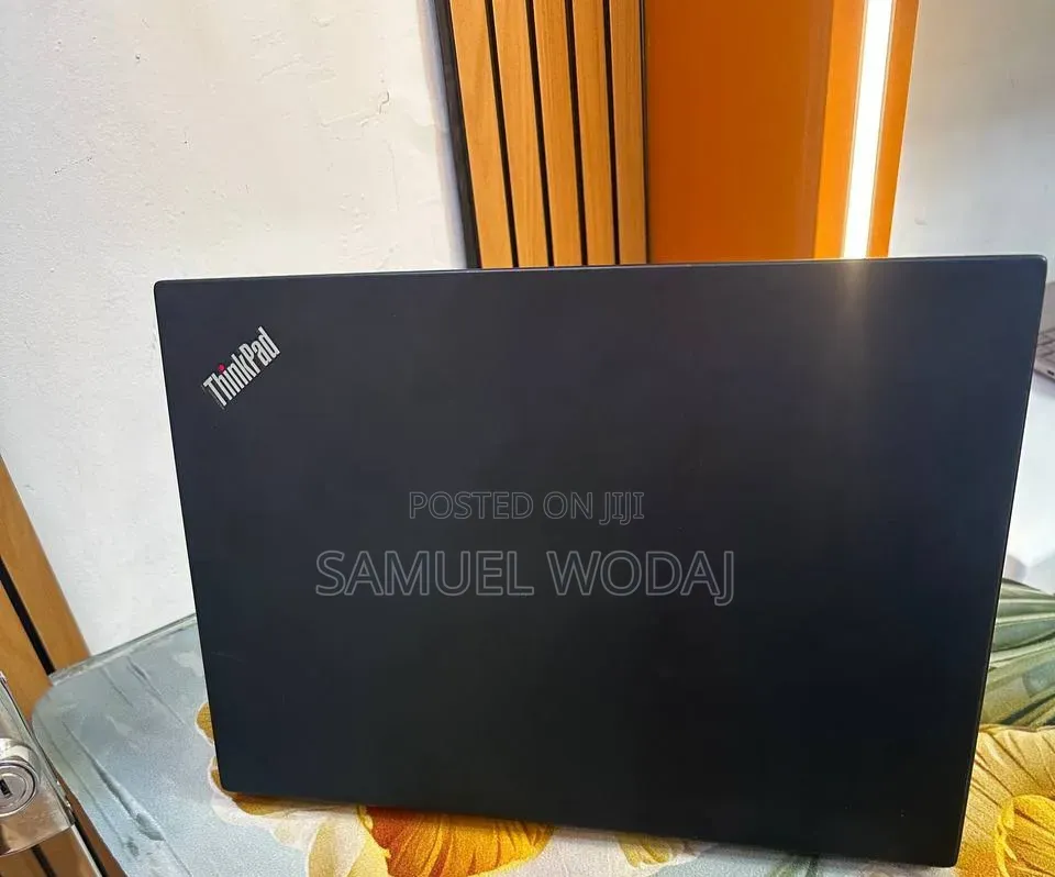 New Laptop Lenovo ThinkPad X1 Carbon 16GB Intel Core Ultra 5 SSD 512GB