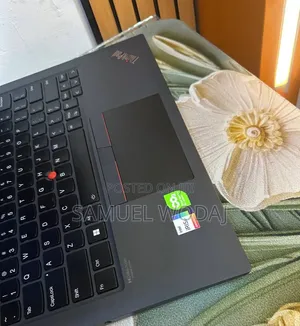 New Laptop Lenovo ThinkPad X1 Carbon 16GB Intel Core Ultra 5 SSD 512GB