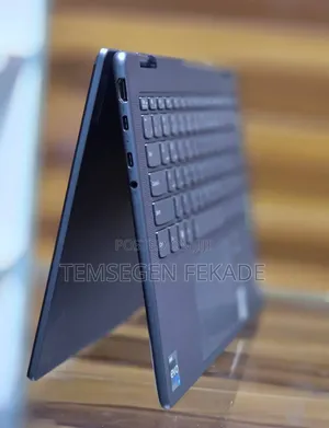 New Laptop Lenovo Yoga 7i 16GB Intel Core i7 SSD 512GB