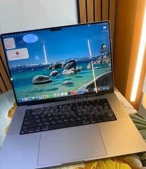 New Laptop Apple MacBook Pro 2021 M1 32GB Apple M1 Pro SSD 512GB