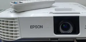 Epson X39 Projector 
Projection