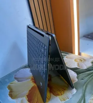 New Laptop Lenovo Yoga 7i 16GB Intel Core Ultra 7 SSD 512GB