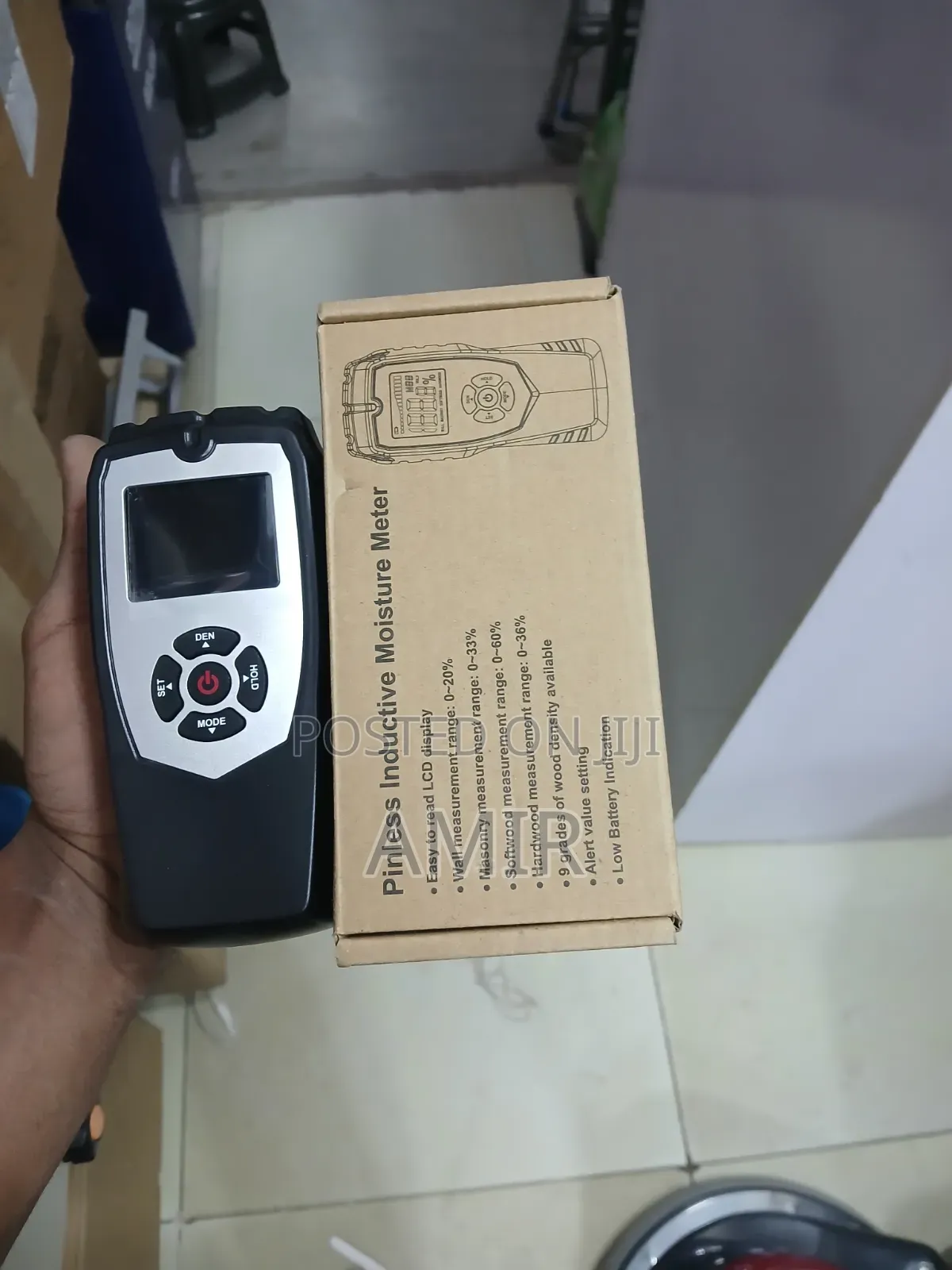 Digital Pinless Inductive Moisture Meter