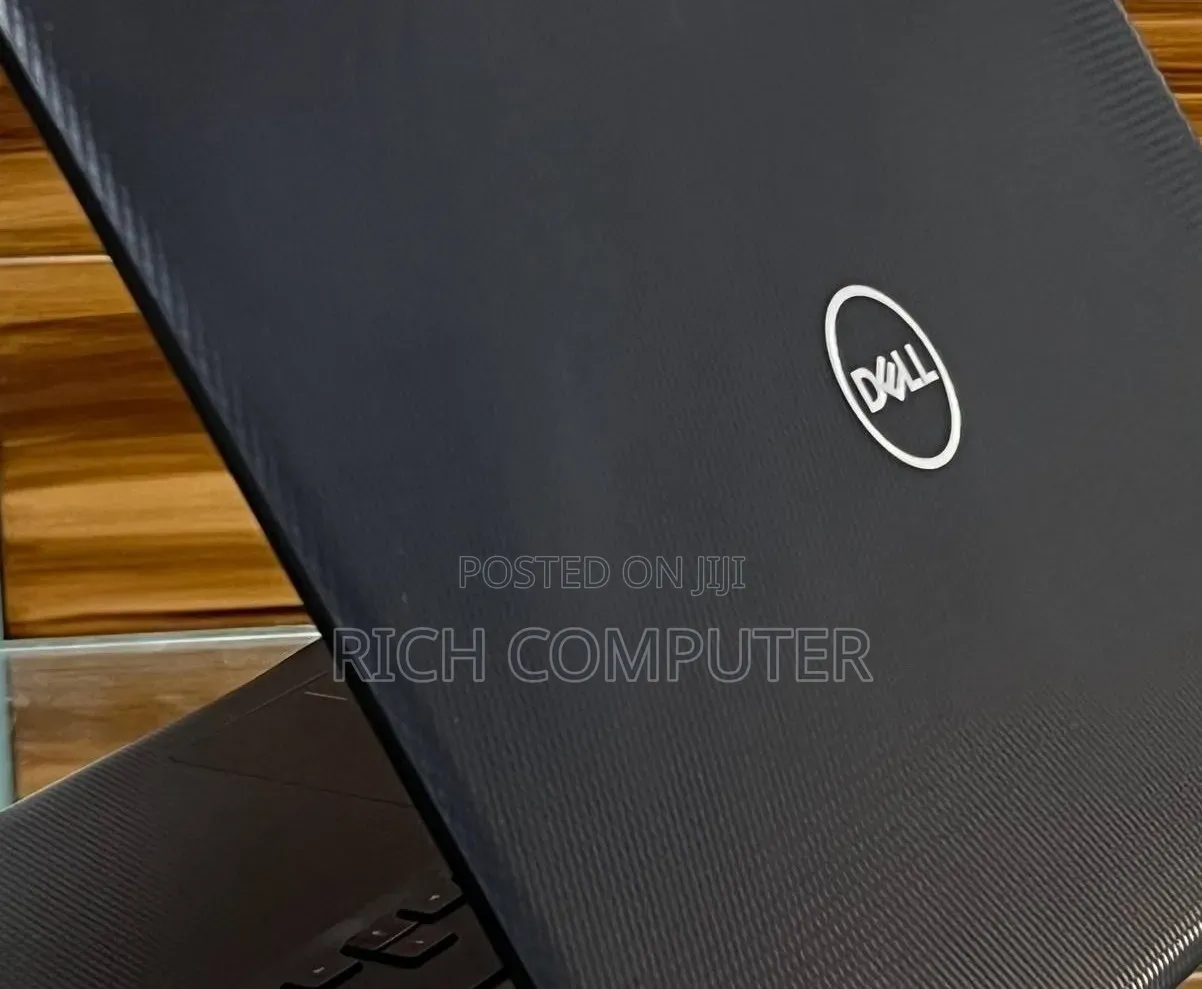 New Laptop Dell Inspiron 15 16GB Intel Core i7 SSD 256GB