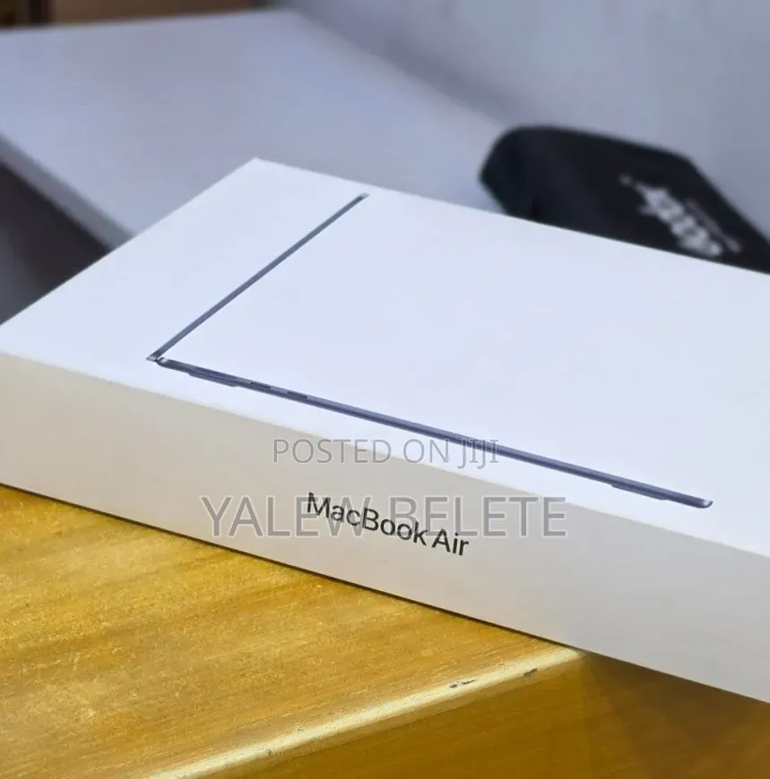 New Laptop Apple MacBook Air 2026 M5 16GB Apple M5 SSD 512GB