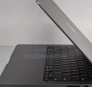 New Laptop Apple MacBook Pro 2021 M1 16GB Apple M1 SSD 512GB