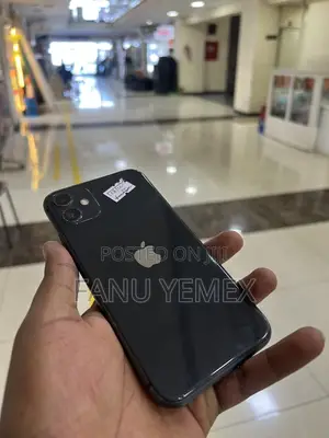 Apple iPhone 11 64 GB Black