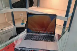 New Laptop Apple MacBook Air 2020 M1 16GB Apple M1 Pro SSD 256GB