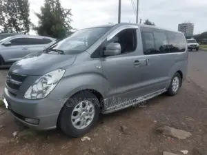 Hyundai H200 2015