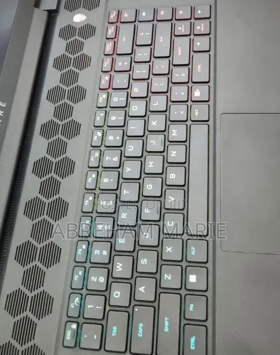 New Laptop Alienware M16 R1 16GB AMD Ryzen 9 SSD 1T