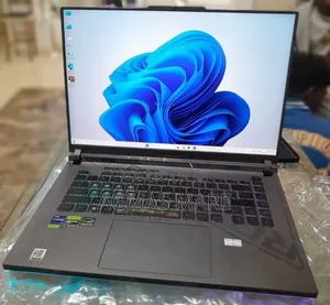 New Laptop Asus ROG Strix G18 32GB Intel Core i9 SSD 1T