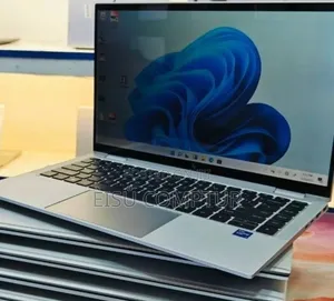New Laptop HP EliteBook 1040 G8 16GB Intel Core i7 SSD 512GB