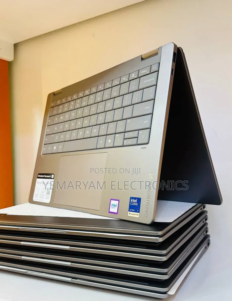 New Laptop HP OmniBook X Flip 14" 16GB Intel Core Ultra 7 SSD 1T