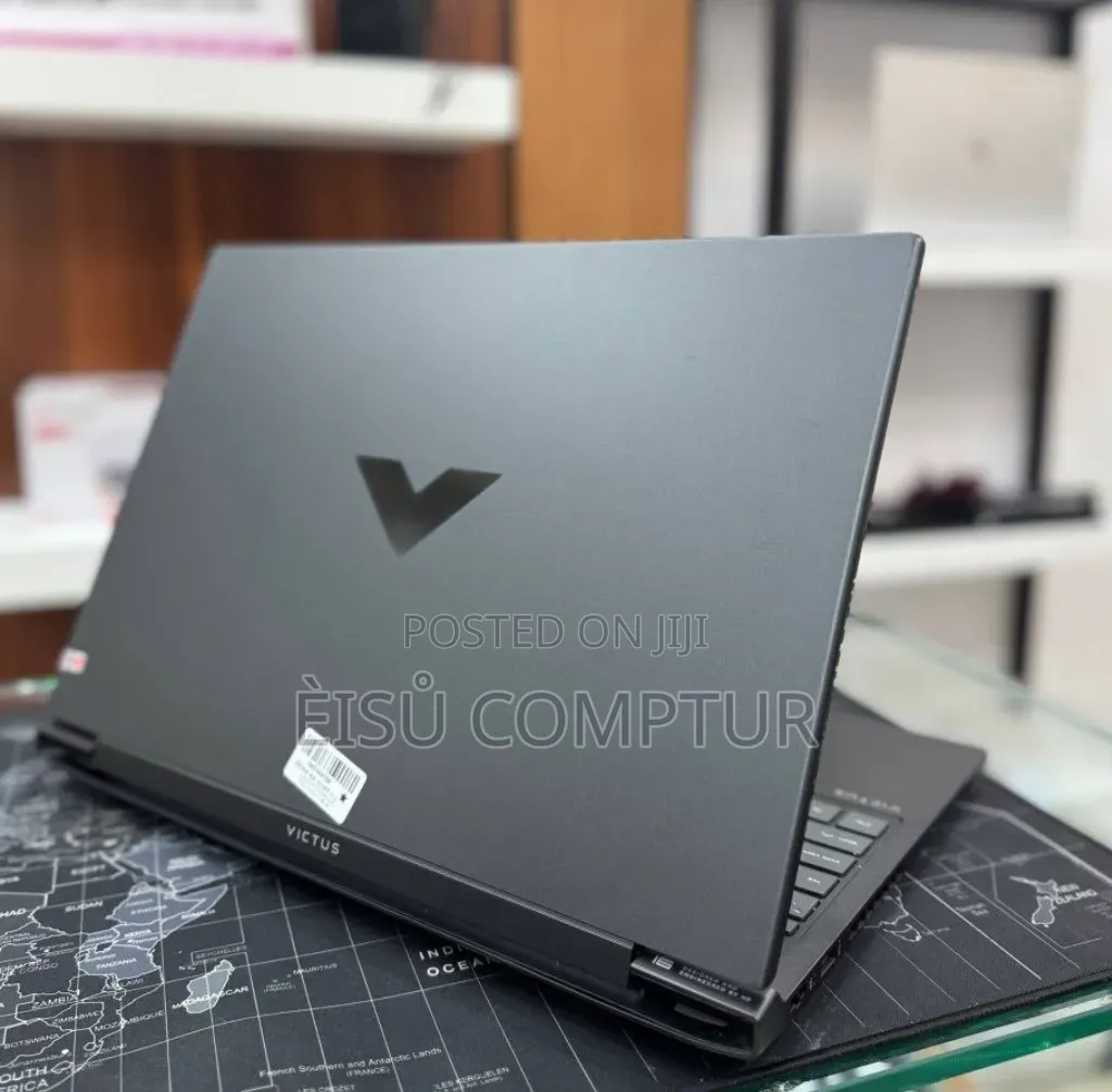 New Laptop HP Omen 16 16GB Intel Core i7 SSD 512GB