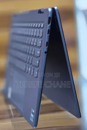New Laptop Lenovo Yoga 7i 16GB Intel Core i7 SSD 512GB