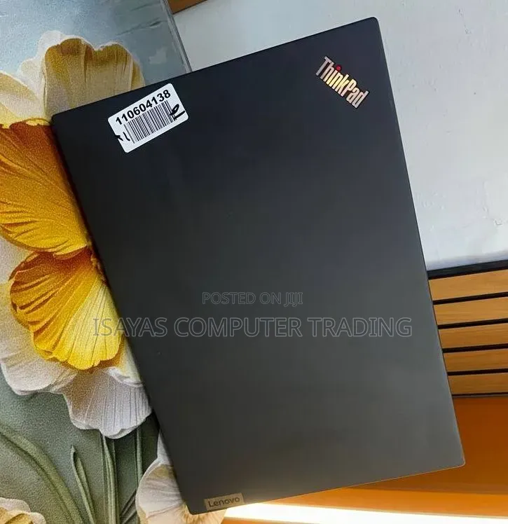 New Laptop Lenovo ThinkPad T14 16GB Intel Core i5 SSD 512GB