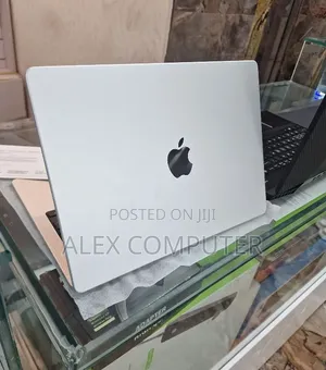 New Laptop Apple MacBook Pro 2024 M4 Pro 16GB Apple M4 SSD 512GB
