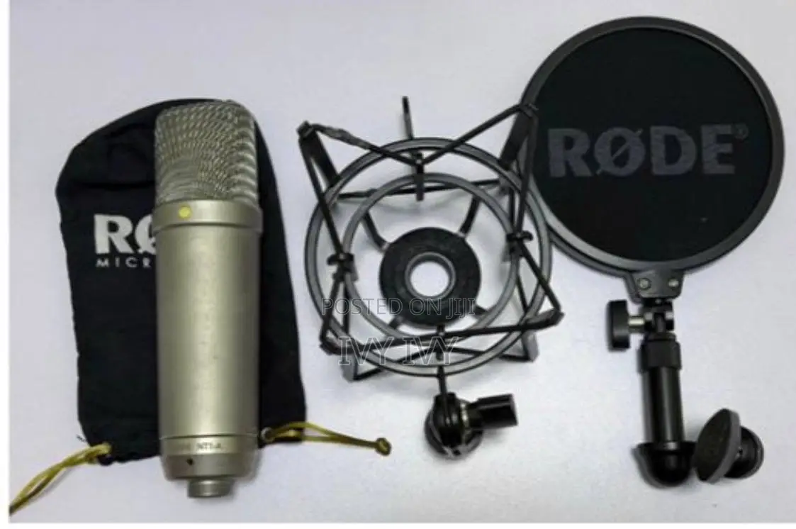 Rode NT1 Condenser Microphone for a Studio