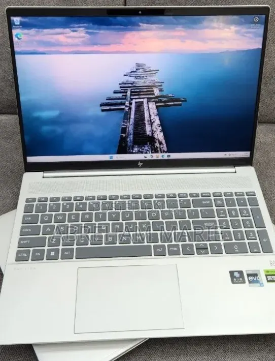 New Laptop HP Pavilion 15 16GB Intel Core i7 SSD 1T