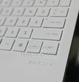 New Laptop HP Victus 16 16GB AMD Ryzen 7 SSD 1T