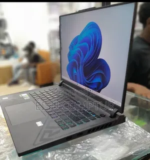 New Laptop Asus ROG Strix G15 32GB Intel Core i9 SSD 1T