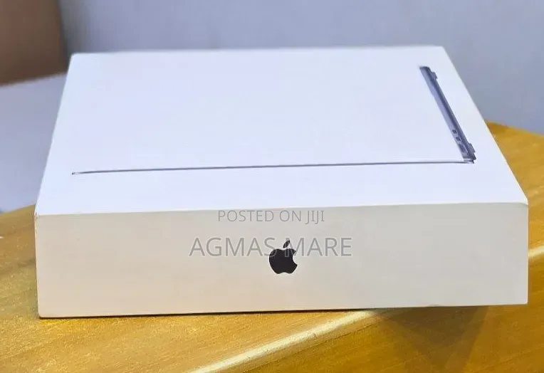 New Laptop Apple MacBook Air 2026 M5 16GB Apple M5 SSD 512GB