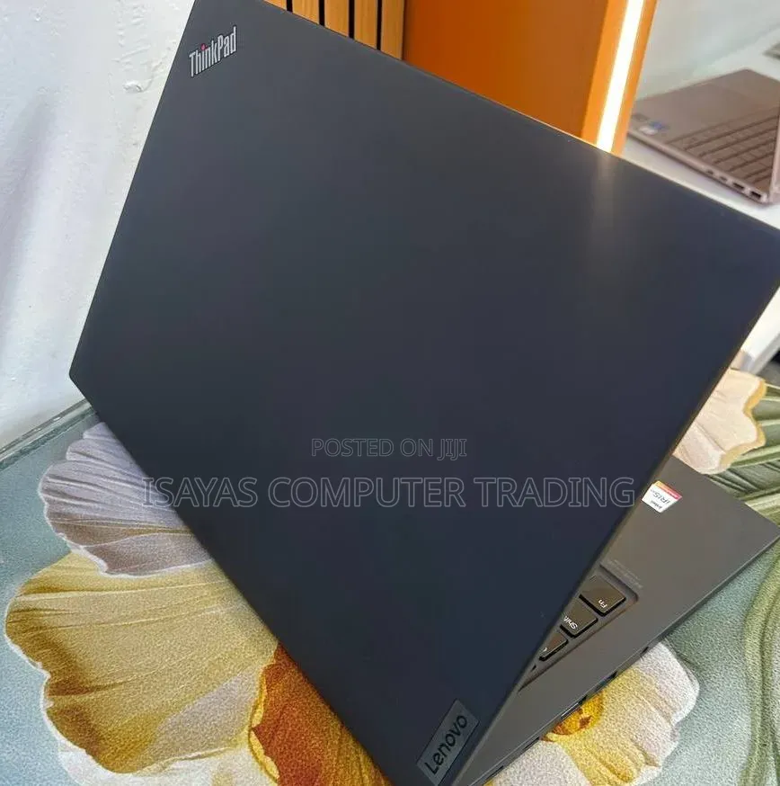 New Laptop Lenovo ThinkPad T14 G3 16GB Intel Core i7 SSD 512GB