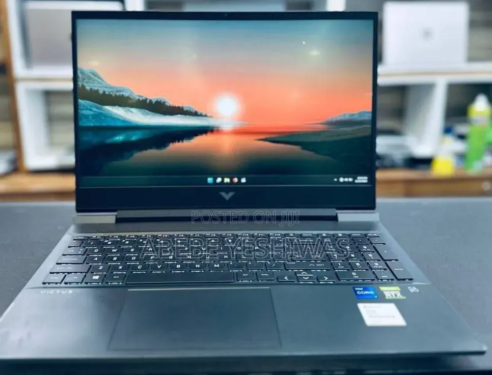 New Laptop HP Victus 15 16GB Intel Core i5 SSD 512GB