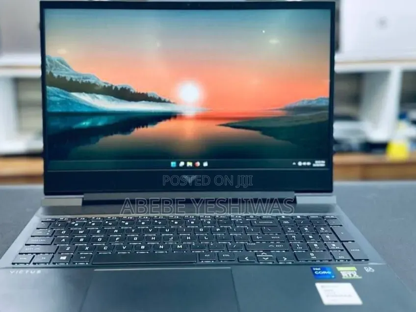 New Laptop HP Victus 15 16GB Intel Core i5 SSD 512GB