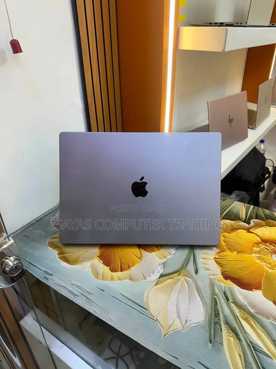 New Laptop Apple MacBook Pro 2021 M1 32GB Apple M1 Pro SSD 1T