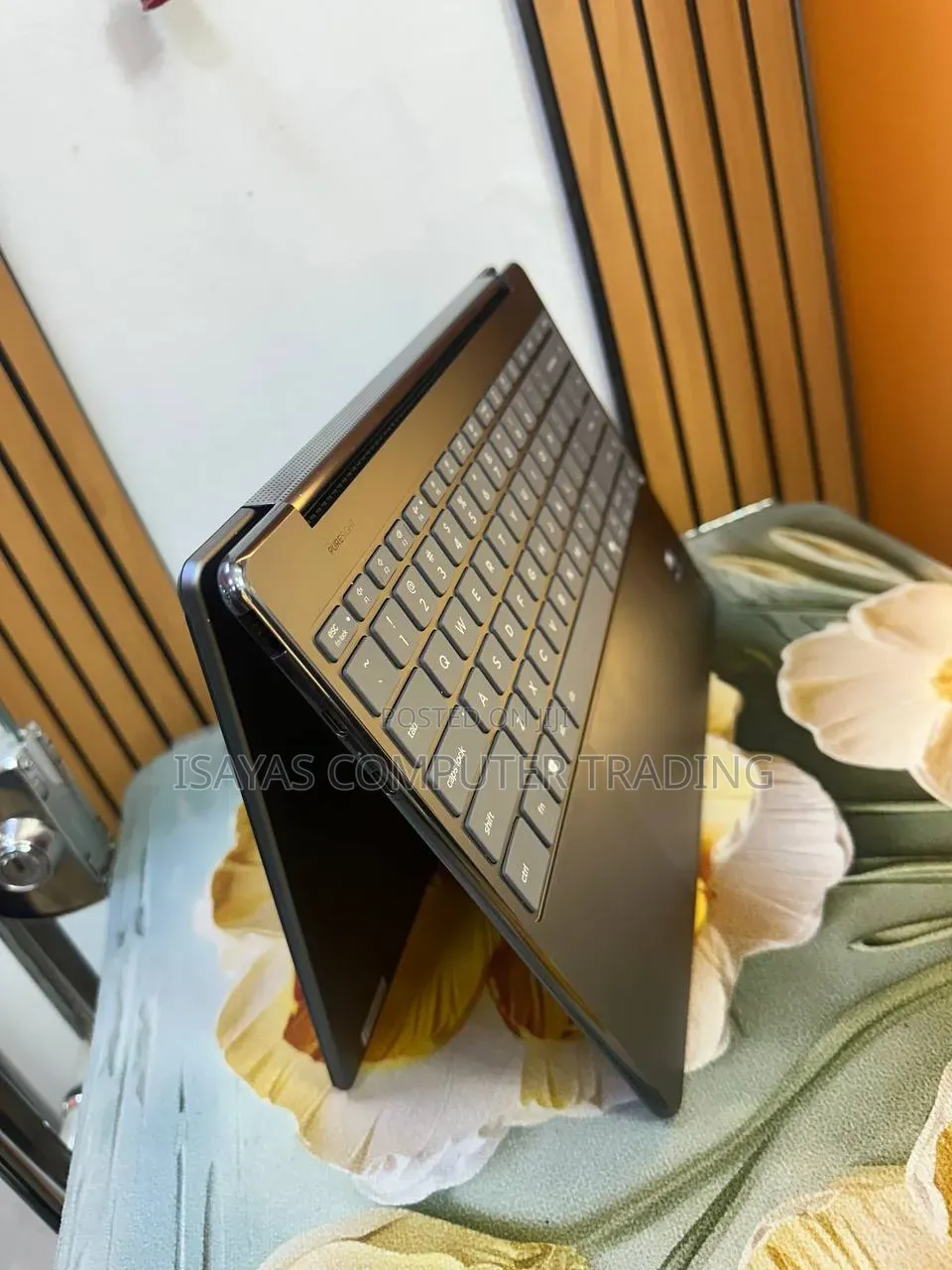 New Laptop Lenovo Yoga 9i 16GB Intel Core Ultra 7 SSD 1T