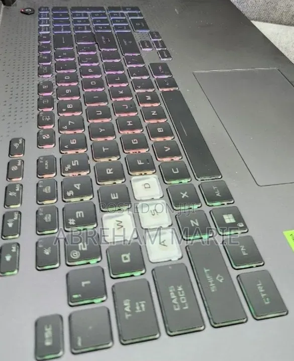 New Laptop Asus ROG Strix G17 16GB AMD Ryzen 9 SSD 1T