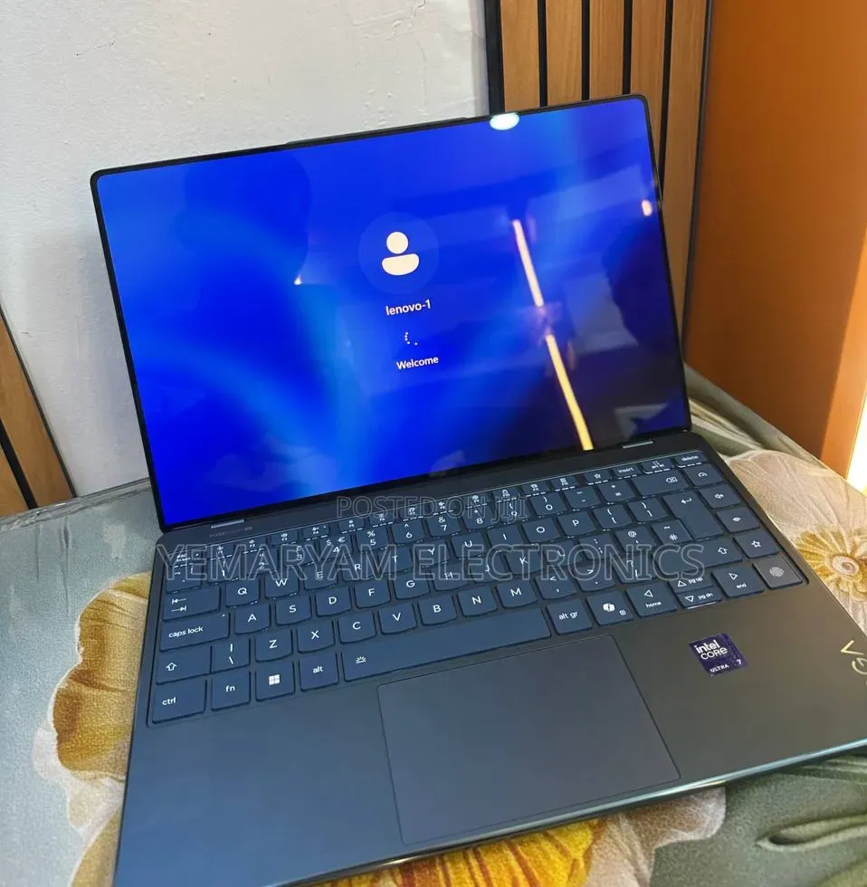 New Laptop Lenovo 16GB Intel Core Ultra 7 SSD 512GB