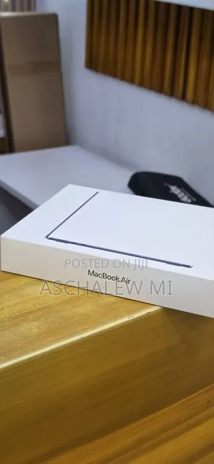 New Laptop Apple MacBook Air 2026 M5 16GB Apple M5 SSD 512GB